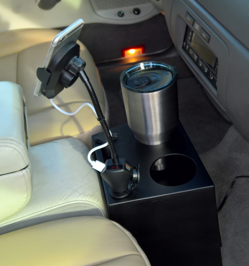 Town Car Cup Holder 2